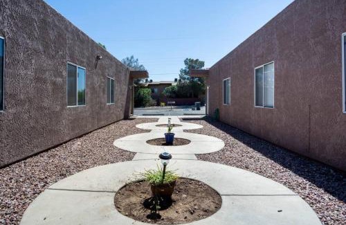 Palo Verde House | Bright 3-Bedroom Home in Tucson - Ideal for Your Stay