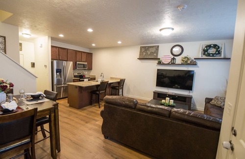 Bluffdale House | Immaculate Townhome: Guest Rated 10/10 with Family Amenities
