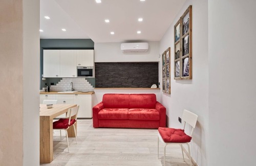 Barriera di Milano Apartment | Stylish Turin Apartment X6: Ideal for Families & Groups