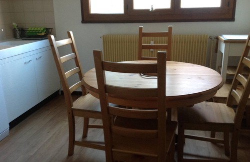 Villard-de-Lans Apartment | Family-Friendly Apartment with Spa in Villard de Lans