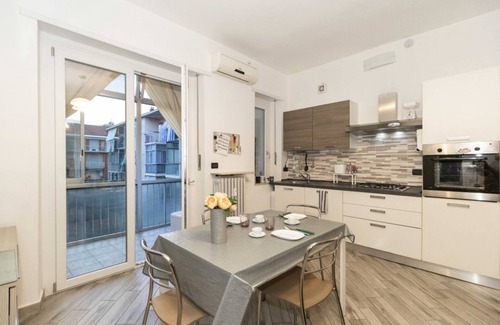 Turin Apartment | Family-Friendly Paradise Park with Kitchen and Breakfast