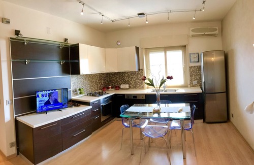 Aci Trezza House | Modern Two-Room Apartment Just Steps from the Ocean