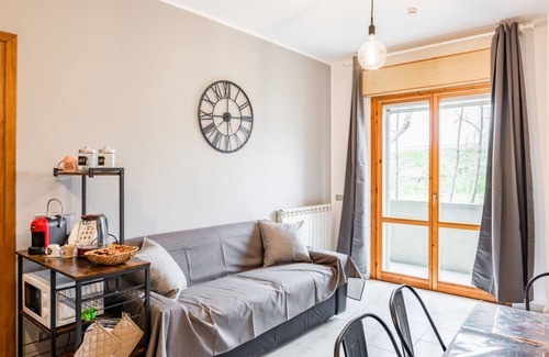 Luni Mare Apartment | Discover LUNI MARE: Family-Friendly Apartment with Kitchen