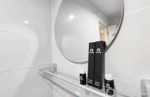 Semarang Apartment | Modern 1BR Apartment at Amartha View by Travelio