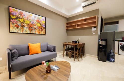 Cikini Apartment | Modern 2BR Apartment with Pool in Menteng Park