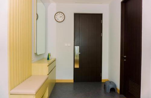 Jakarta Apartment | Modern 1BR Apartment at CitraLake Suites for Your Getaway