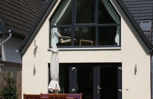 Husum House | Modern Townhouse with Ocean View in Husum's Heart