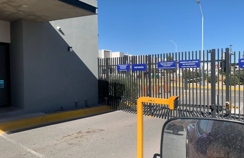 Chihuahua House | Convenient Location Near Airport and City Center