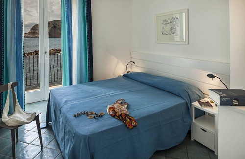 Sant'Angelo Apartment | Cozy Apartment with Sea Terrace, Perfect for Families