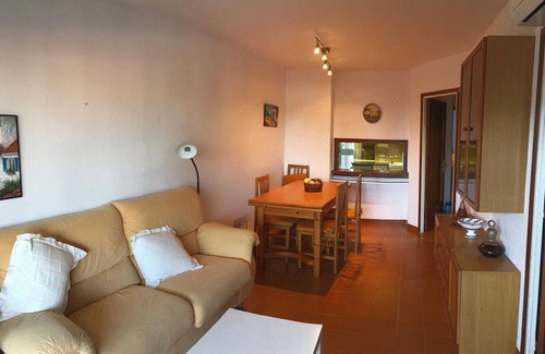 Comarruga Apartment | Stylish Beachfront Apartment Steps from Barcelona