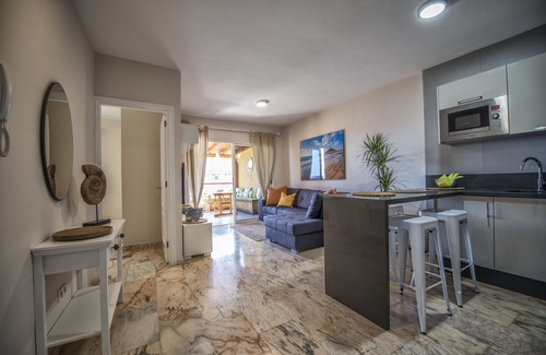 Tabaiba Apartment | Seaside Retreat with Terrace & Ocean View, Rated 10/10