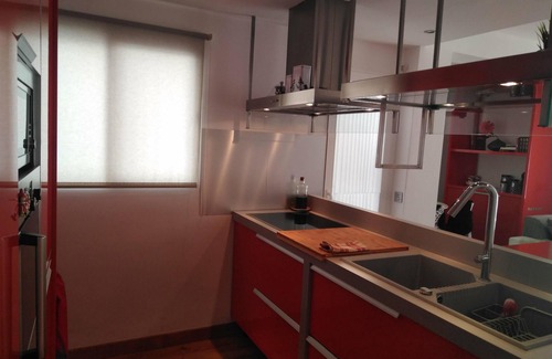 Poblats Maritims Condo | Ideal Apartment with WiFi, Pool & Ocean Views Near Beaches