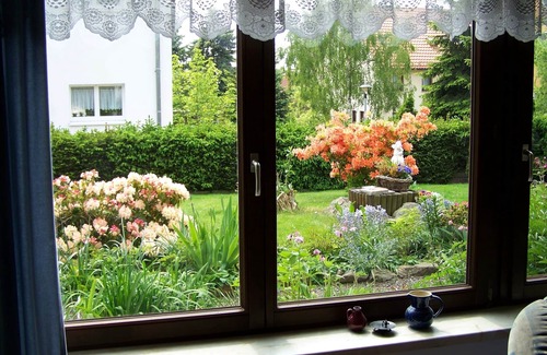 Rockau Apartment | Serene Apartment with Pool and Views Above Dresden