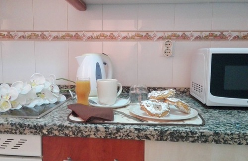 La Catedral Condo | Guest Rated: 10/10 Apartment in the Vibrant Jewish Quarter