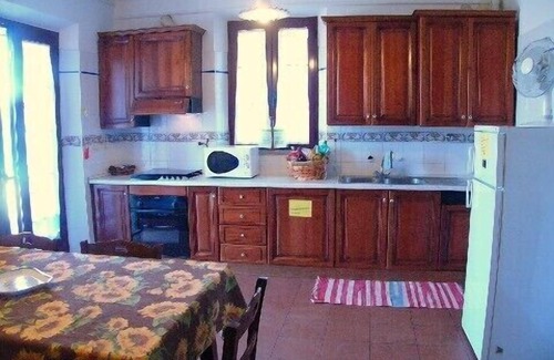 Torgiano Apartment | Relaxing Farmhouse Apartment with Pool near Assisi & Perugia