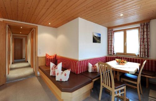 Damuels Apartment | Inviting Apartment in Damüls with Pool and Pet-Friendly Perks