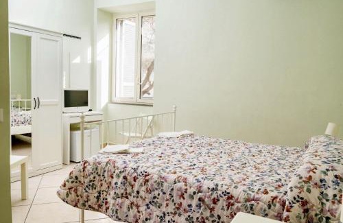 Gragnano Apartment | Inviting Apartment in Castello Gragnano With Parking & Pets