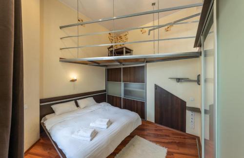 Verkhnie Misto Apartment | Pet-Friendly Apartment on Mikhaylovskiy Lane - Family Ready