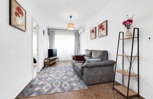 Altozano-Conde Lumiares Apartment | Cozy Apartment with Wi-Fi & Child-Friendly Amenities