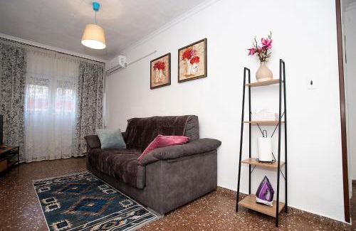 Altozano-Conde Lumiares Apartment | Cozy Apartment with Wi-Fi & Child-Friendly Amenities