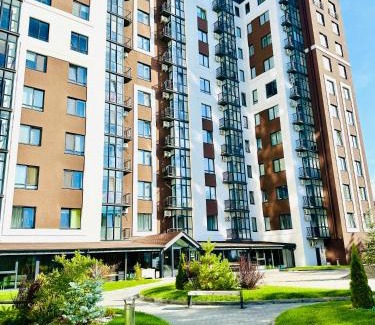 Rivne Apartment | Inviting City-Center Apartments Near Theater & Zlata Plaza