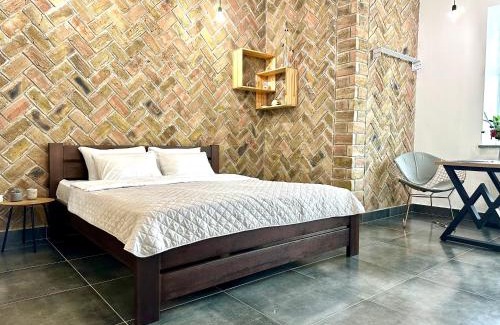 Rivne Apartment | Inviting City-Center Apartments Near Theater & Zlata Plaza