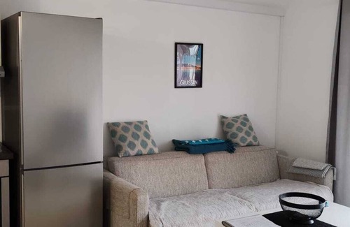 Gruissan Apartment | Bright Ocean View Flat with Spa & Top-Rated 9.8/10