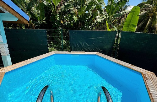 Trois-Rivieres House | Cozy Bungalow Retreat with Jacuzzi and Spa Amenities