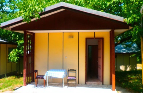 Kamena House | Cozy Bungalow for Two Amidst Serene Forest Retreat