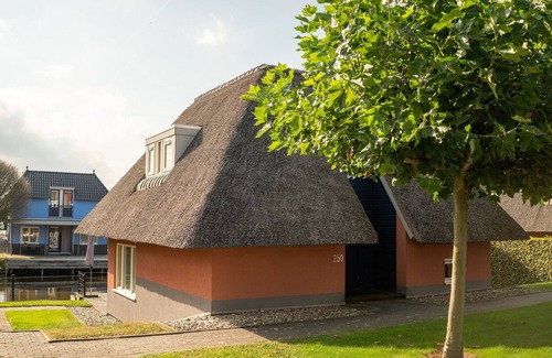 Midlaren Cottage | Comfortable bungalow for 6 persons