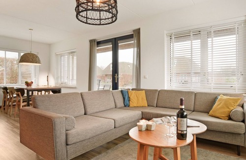 Midlaren Cottage | Comfortable bungalow for 5 persons