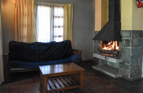 Guatemala Cabin | Cozy Cabin Retreat in Guatemala with Spa & Breakfast