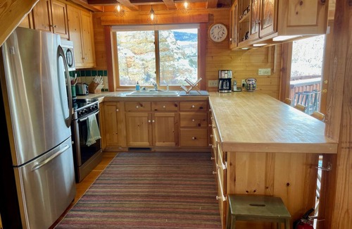 Torrey Cabin | Cozy Cabin Retreat with Spa and Family-Friendly Amenities