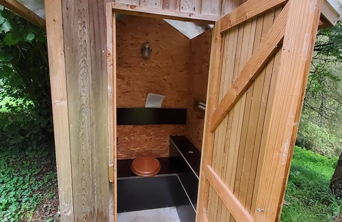 Villefavard Cabin | Idyllic Cabin Retreat with Private Pond Access and Pet Friendly