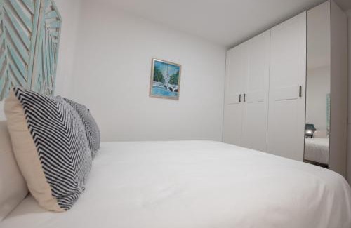 Gran Tarajal Apartment | Beachside Centric Apartment with Family-Friendly Amenities