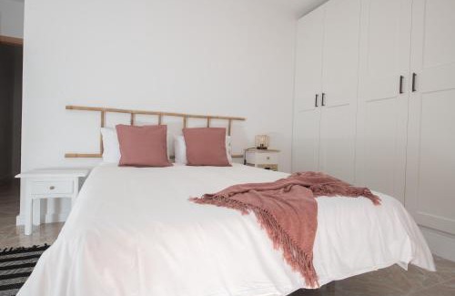 Gran Tarajal Apartment | Beachside Centric Apartment with Family-Friendly Amenities