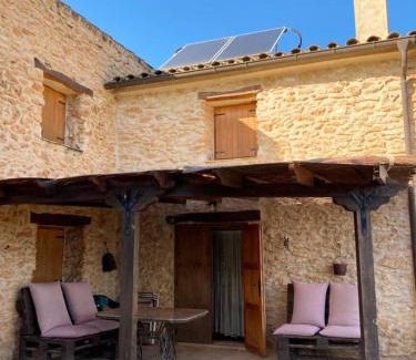 Masdenverge Ski Chalet | Delightful 3-Bedroom Chalet with Pool in Masdenverge