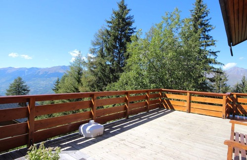 Vallandry Ski Chalet | Experience Chalet Landry: Ideal for Families and Groups