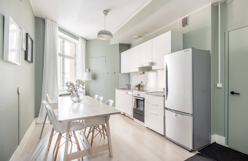 Hietalahti Apartment | Outstanding City Home Near Helsinki Center - Pet Friendly!