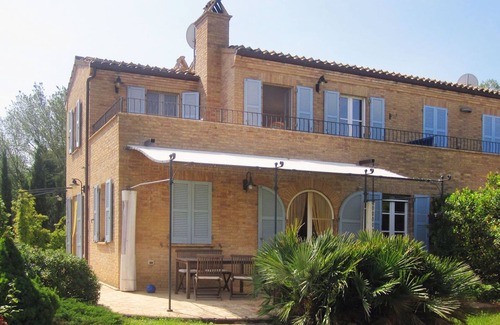 Cossignano House | Cozy Cottage with Ocean View and Guest Rated 10/10