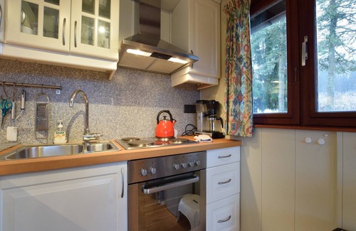 Gouvy Ski Chalet | Inviting Cottage Near Lake Cherapont with Family-Friendly Amenities