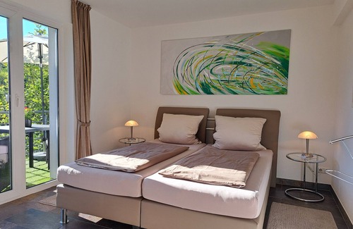 Alf Apartment | Cozy Apartment Surrounded by Vineyards and Woods