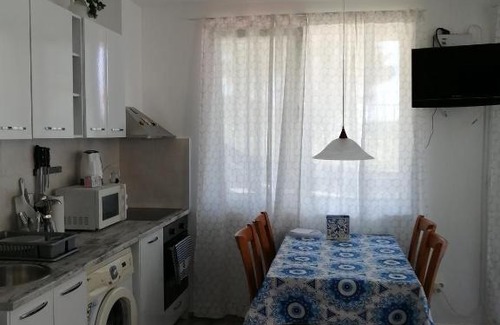 Lozenets Apartment | Cozy Family Apartment with Ocean View and Pool Access