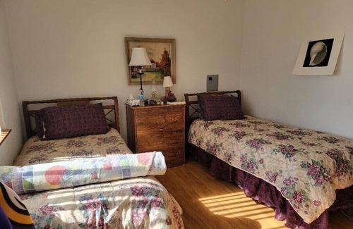 Florence House | Inviting Desert Retreat with Pool and Pet-Friendly Options