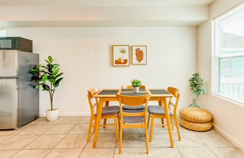 San Jacinto House | Beachside Duplex with Deck & Ocean Views - Rated 9.6/10
