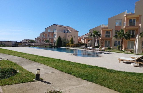 Sogucak House | Comfortable Flat with Communal Pool in Kusadasi-Awz146