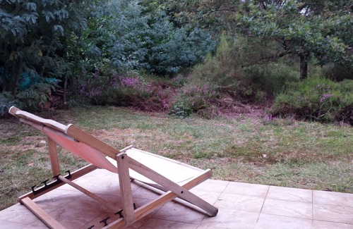 Grayan-Et-L'Hopital House | Idyllic Retreat Near Ocean Beaches with Pool & Breakfast