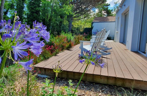 La Bree-les-Bains House | Cozy Retreat Steps from the Sea with Ocean View Amenities