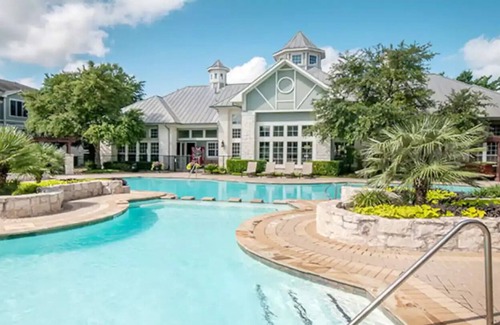 Sweetbriar Apartment | Comfortable Haven Close To Popular Attractions