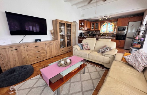 El Tosalet Villa | Comfortable holiday villa with private pool